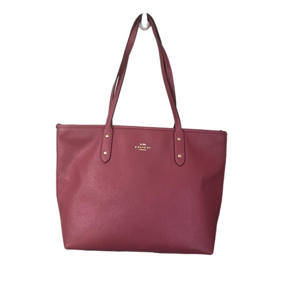 Coach Handbags - Coach F58846 Crossgrain Leather City Zip Tote. NWOT